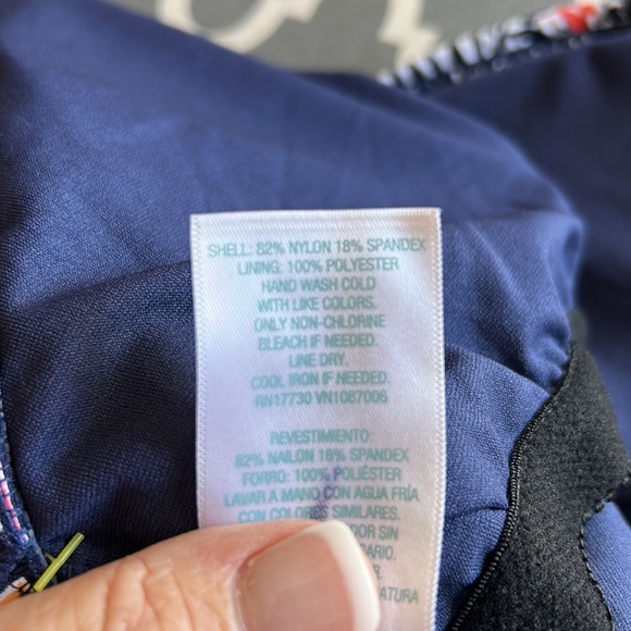 Kona Sol one piece swimsuit NWT szL - Picture 13 of 14